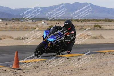 media/Dec-17-2022-SoCal Trackdays (Sat) [[224abd9271]]/Turn 9 Inside (1pm)/